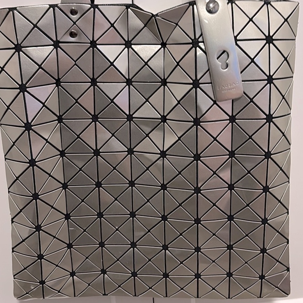[Bao Bao] Issey Miyake Metallic PVC Geometric Black Mesh Zip-Close Shoulder Tote - Picture 8 of 16